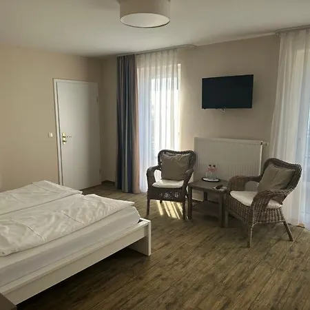 Hotel Admiral Scheer 3*