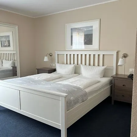 Admiral Scheer Hotel 3*