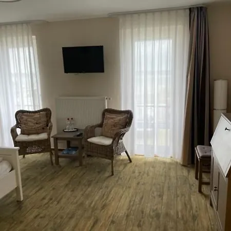 Otel Admiral Scheer Laboe